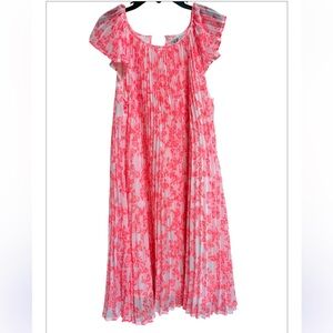 Pleated butterfly sleeveless dress